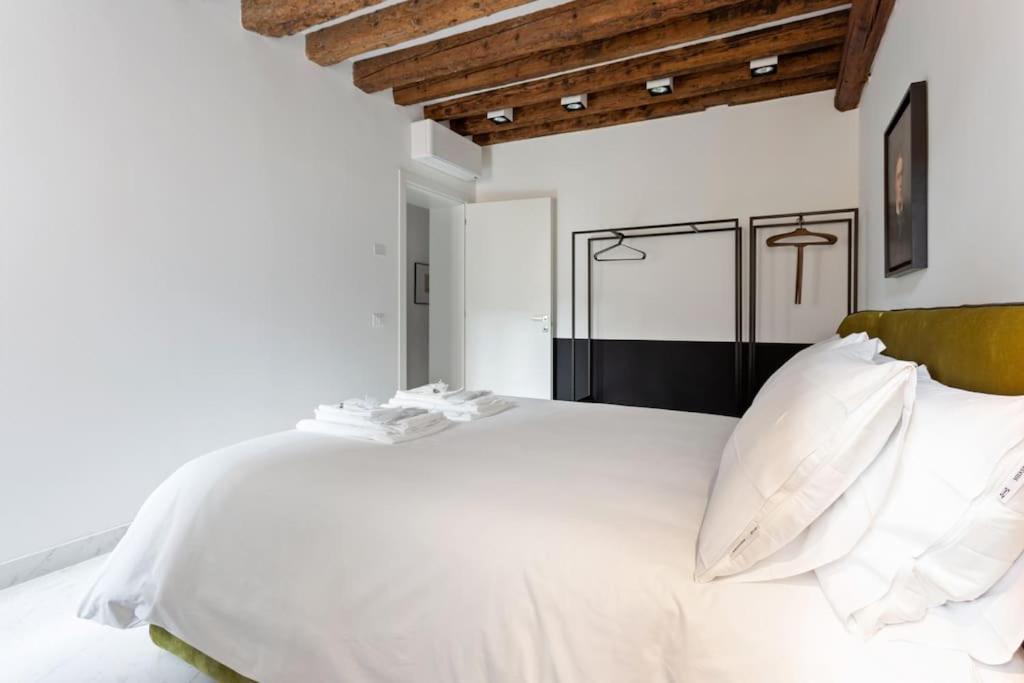 Dimora San Lorenzo Luxury Apartment Venetië Buitenkant foto