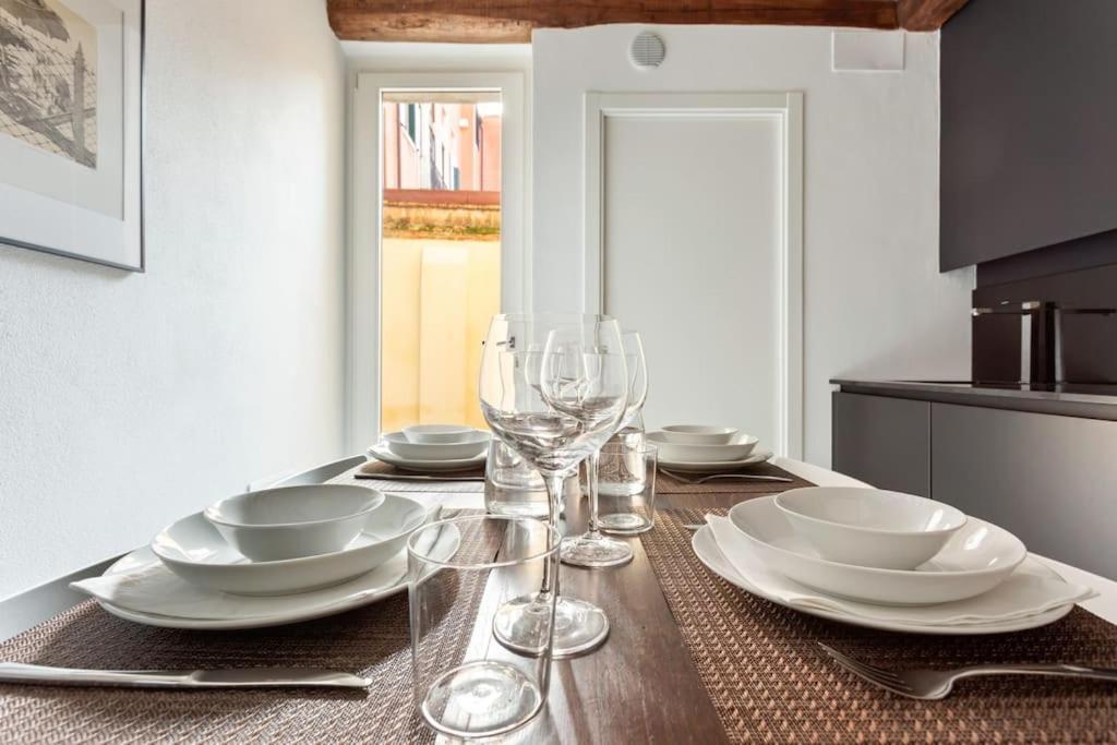 Dimora San Lorenzo Luxury Apartment Venetië Buitenkant foto